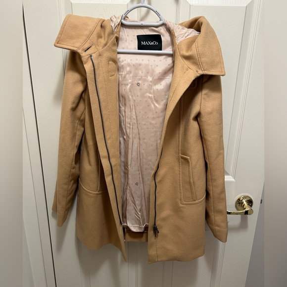 Max and Co Camel Duffle Style Zip Wool Coat - Picture 3 of 7
